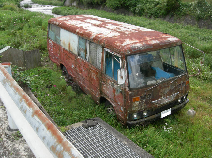 旧トラック バスの駐車場 幻想郷船団のブログ 3ページ目