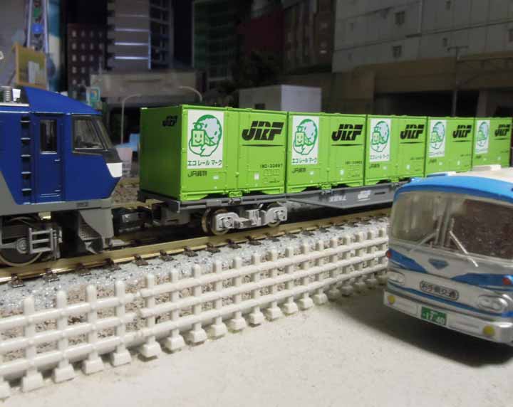 コキ107(鉄道コンテナ輸送50周年記念カラー19Dコンテナ付)10両