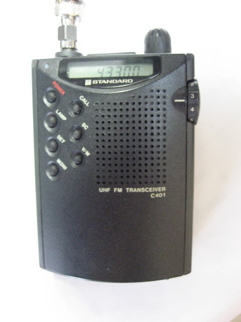 アマチュア無線機 2台セットUHF FM TRANSCEIVER C401 2台 - rehda.com