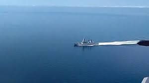 英駆逐艦クリミア沖航行,ロシア爆撃警告,HMSディフェンダー,警告射撃,英海軍,戦艦,