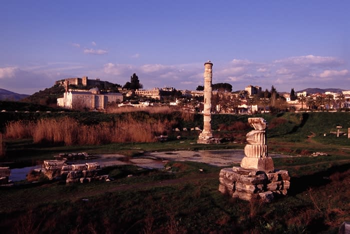 古代世界の七不思議 エフェソスのアルテミス神殿 不思議な世界旅行 写真館