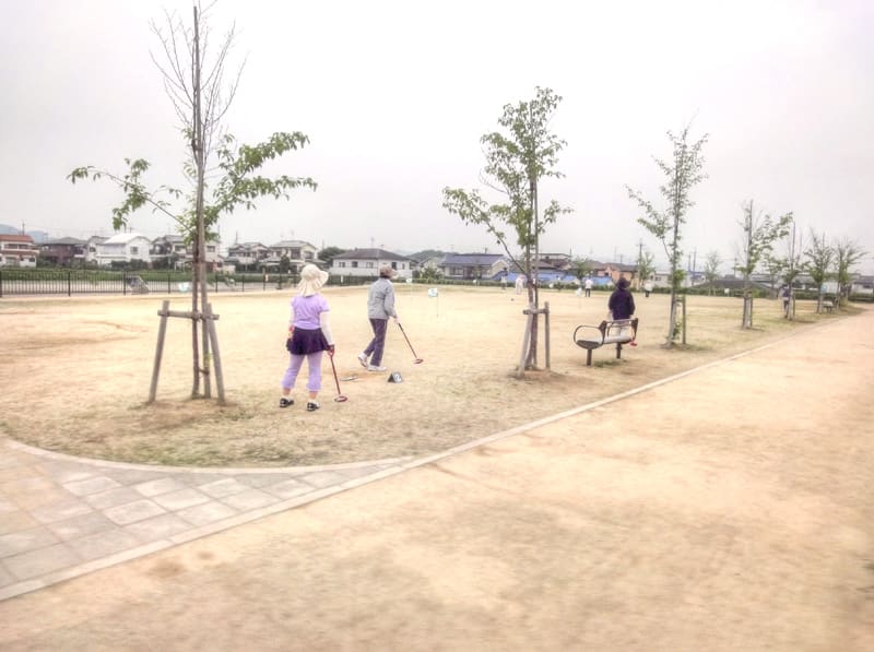 新池親水公園でゲートボールを楽しむオバ様たち,香芝市鎌田,画像,写真