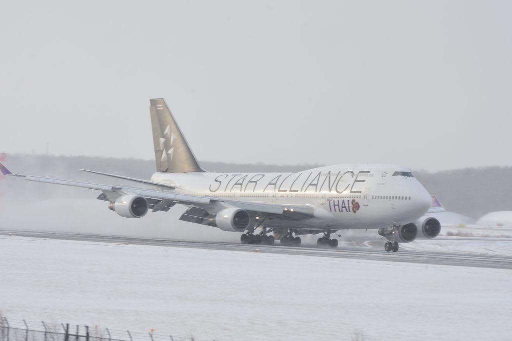 12 15 新千歳空港 航空機写真とマラソン 12 15 新千歳空港 航空機写真とマラソン