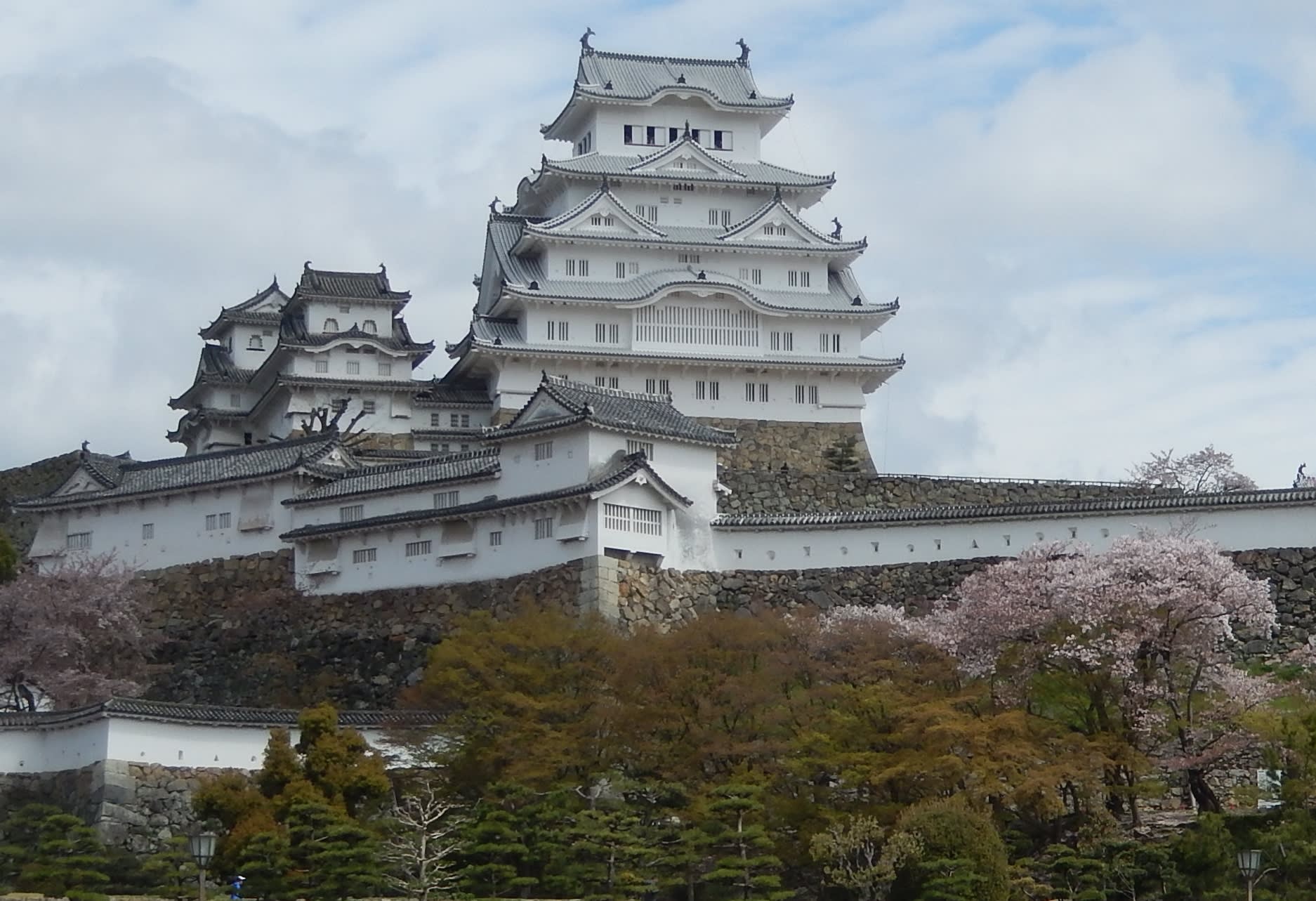 対照的な姫路城と竹田城を訪ねて 行雲流水