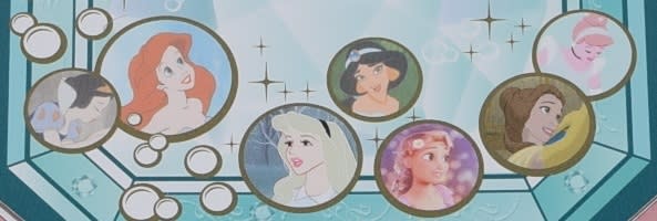 ２３６０ 一番くじ ディズニープリンセス Ariel S Closet 白雪姫のリス ３ 真子はスヌが好き 从 从