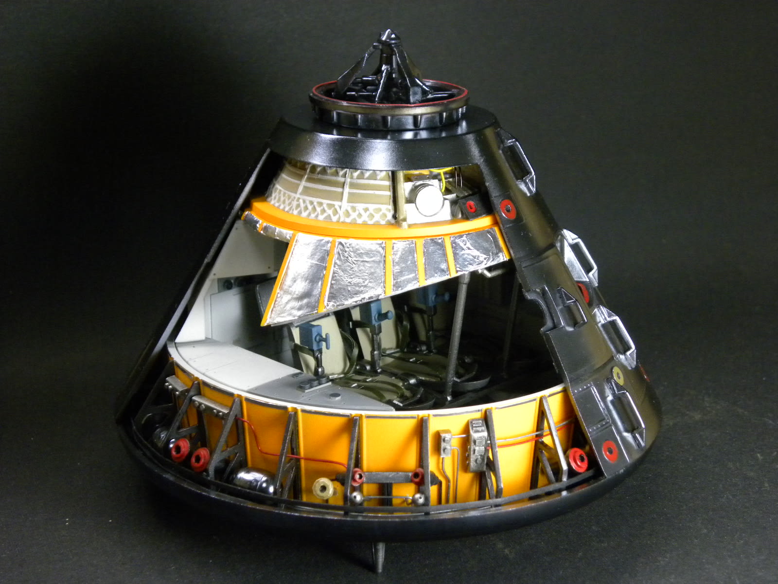アポロ司令船 ほぼ 完成 宇宙機模型製作日記