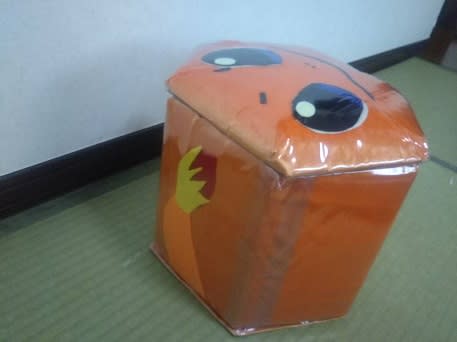 最後の牛乳パックのイス ポケモンのヒトカゲ あんな話こんな話 最後の牛乳パックのイス ポケモンのヒトカゲ あんな話こんな話