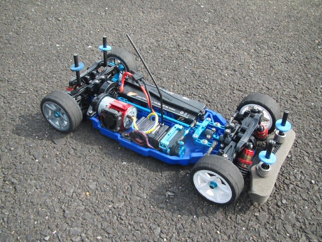 タミヤ TT-02とTA08の比較 その② - 宇佐模型技術部(兎) タミヤ TT-02とTA08の比較 その② - 宇佐模型技術部(兎)