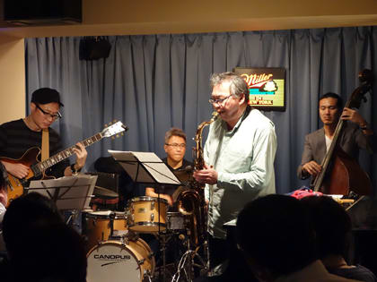 昨日は渡嘉敷祐一 Ds さんのライブ 鉄のみゅーじしゃん