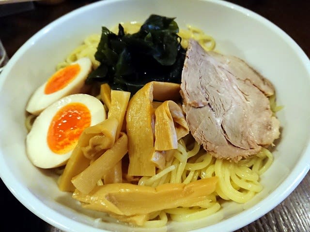 戸部 がら屋 で つけ麺 自走式移動胃袋 The Nomadic Stomach