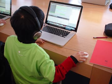 ガレージバンド音楽制作中