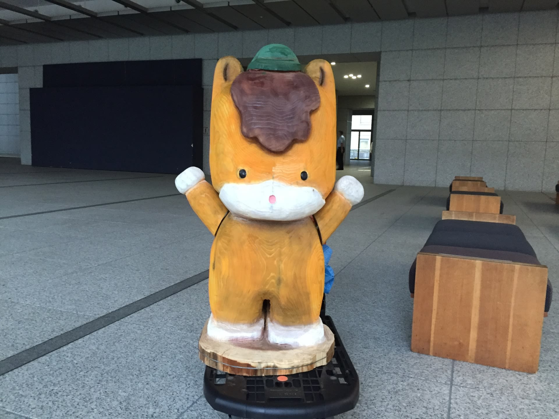 ぐんまちゃんの利用申請ok チェンソーアート奥利根 群馬 ぐんまちゃんの利用申請ok チェンソーアート奥利根 群馬