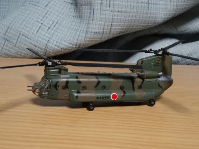 F-toys 日本の輸送機コレクション CH-47J 陸上自衛隊 - 叛逆のぺんた
