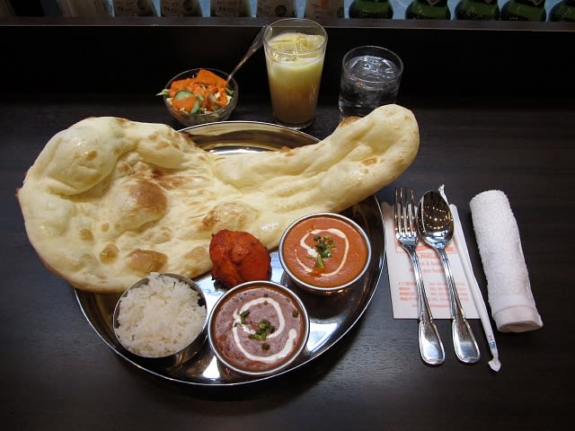 今日のカレー サンガムスペシャルセット サンガム築地アパホテル店 ｊ ｄの備忘録