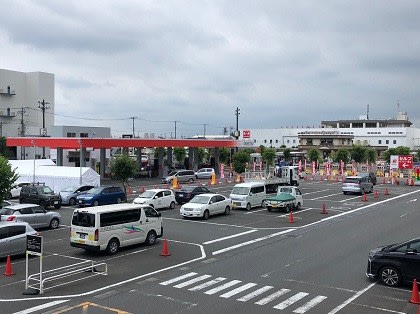大型ホームセンターのガソリンスタンドが変身 昭島市 赤帽エイオー運送のブログ