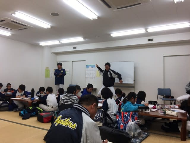 第二回 第三回くまさん勉強会 俺たち滝山ジュピターズ 子供達大募集中 仲間がいつも七小で練習中 東久留米市少年野球チーム