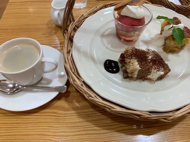 新潟三越 アフタヌーンティールームに行ってきました 毎日がうまいもん祭り 新潟三越 アフタヌーンティールームに行ってきました 毎日がうまいもん祭り