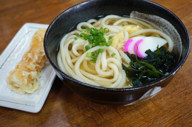 レオマ近くの一般店 麦香 タカシのb級グルメ日記