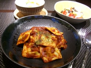 ほうれん草の自家製ラビオリと Selfish Mommy Kitchen