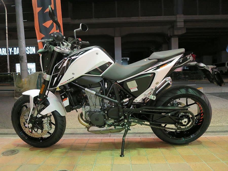 お化粧直し完了！KTM 690 DUKE 2017 - Rider's Land YOYO ショップ通信