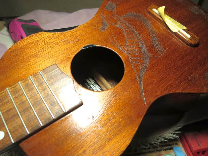 Sさんの ラウケ コンサート修理 3 きまのウクレレ日記