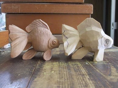 金魚 - 木彫刻師 吉川浩市