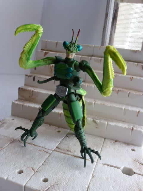 カマキリヤミー 黒パンダ団 港街支部