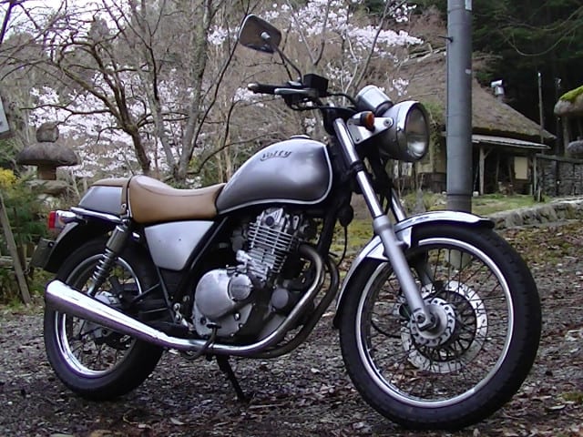 バイクはボルティー96年式