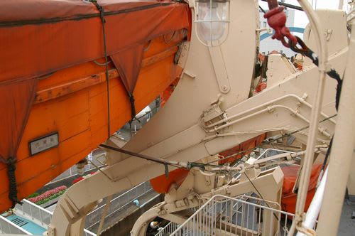 ship058.jpg