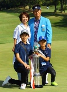 宮本勝昌プロの優勝 キャディさんのお蔭らしい タイでゴルフ友達になりましょ