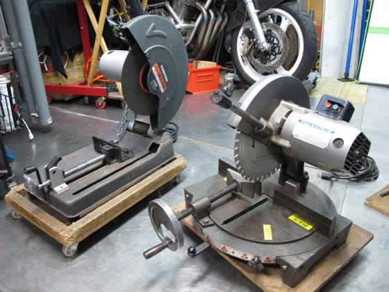 静かな切断を求めて 古い中古の新ダイワ(SB120-2)の 静かな切断を求めて 古い中古の新ダイワ(SB120-2)の