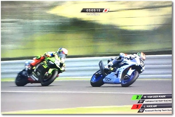 鈴鹿8耐(YAMAHA VS KAWASAKI)