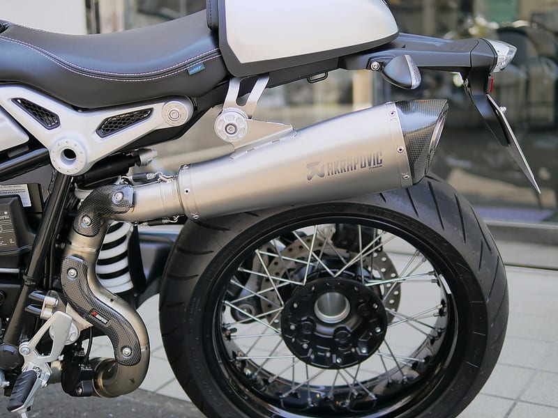 BMW RNINET アクラポビッチ   エンドマフラー