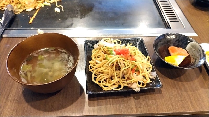 鉄板 夢:ランチの焼そば