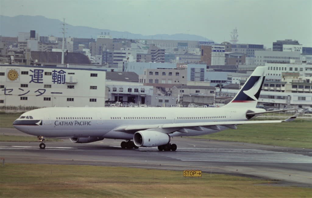 ２０００年８月１６日 福岡空港 しゅうおじちゃんの宮崎のりものウオッチング