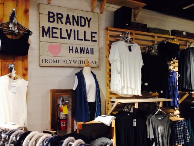 日本未進出 の人気ブランド Brandy Melville 日常にバカンスを
