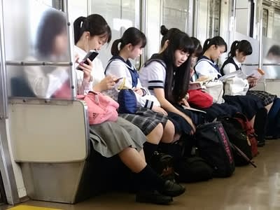 通学の女子生徒が多い北関東の近郊電車