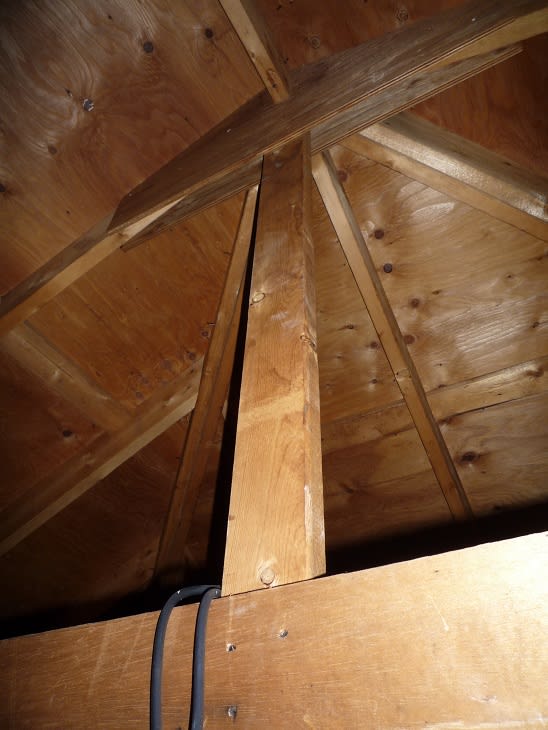 地デジアンテナを屋根裏に取り付けることにしました 私のpc自作部屋