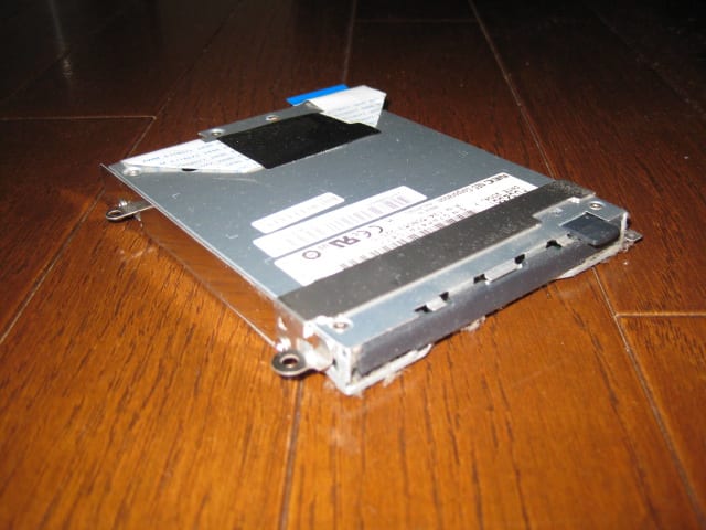 VersaPro VY22X/RF-M 分解 （FDD交換） - 青ペンのIT事情