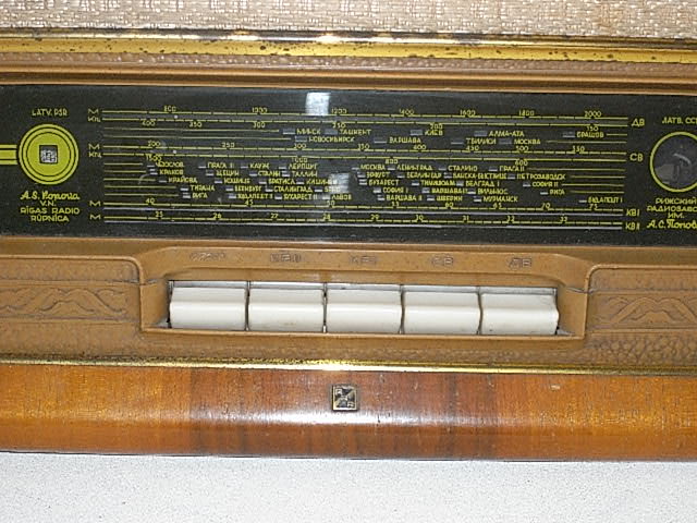 米国製　真空管ヴィンテージラジオ　1946年THE DYNATOMIC-150
