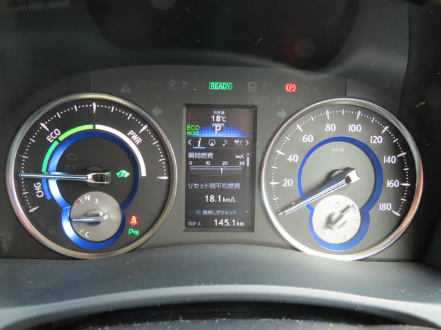 新型ヴェルファイアハイブリッドで初ドライブ燃費検証 一年生のブログ
