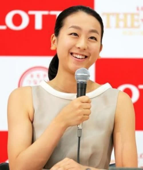 Sports News 浅田真央ちゃん現役続行 Etoile Sports News 浅田真央ちゃん現役続行 Etoile