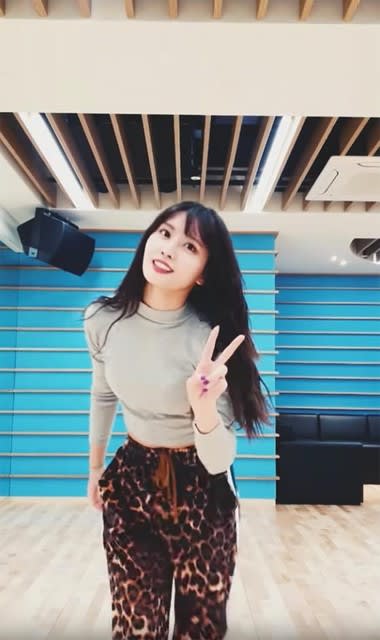 Twice Momo Yes Or Yes Dance Video もちゃもちゃ堂気紛れ本舗