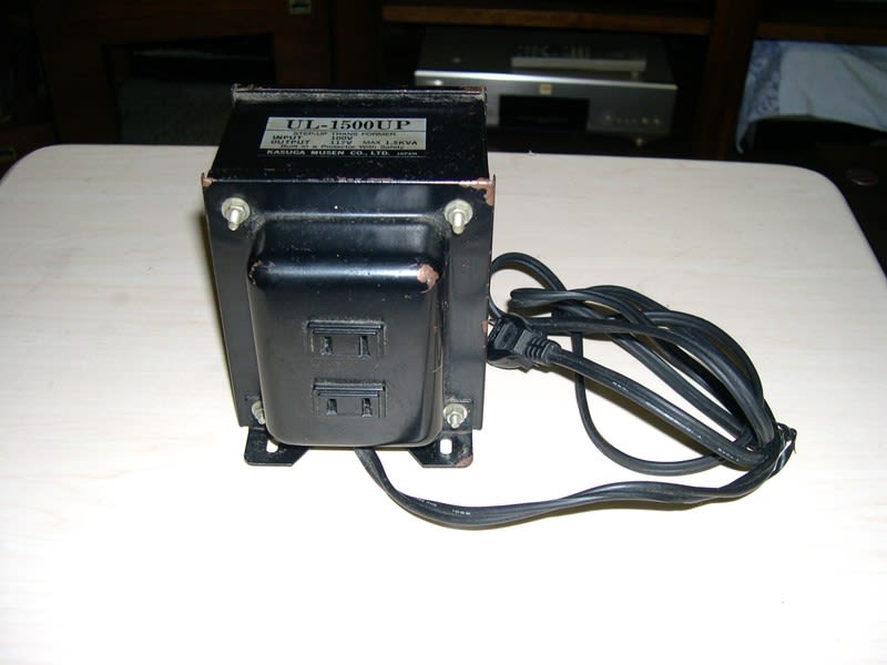 春日無線ステップアップトランス いがらっぽい UL-1000UP 春日無線ステップアップトランス いがらっぽい UL-1000UP