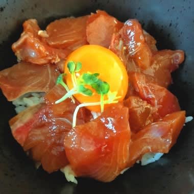 ハマチ漬け丼 いくえしれず ハマチ漬け丼 いくえしれず