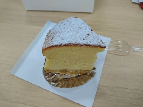 丸の内 町村農場のチーズケーキ Sweetmagicのブログ