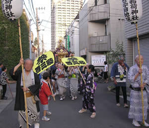 町内の神輿