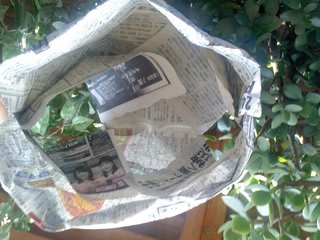 新聞紙一枚で 子供用紙パンツができました カトー折り ペーバークラフトで広げるエコ