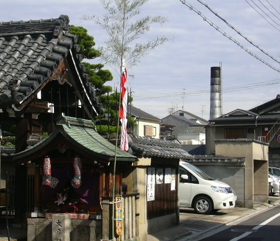 煤けた煙突のある風景 ちょっと気になる京都の風景