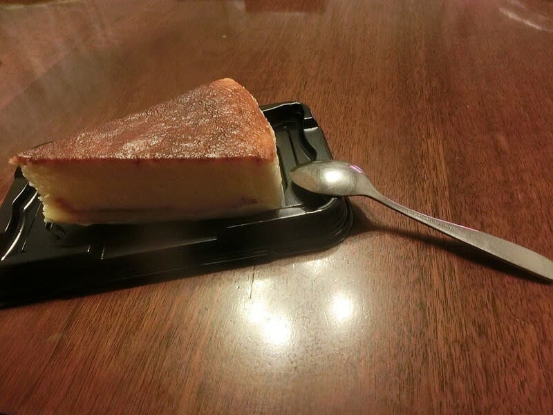 先週ネタ 夕食後のチーズケーキに癒されていた ボクシング帰りの夜中 おやじボクサー もう55歳の ため息 10戦無敗ブログ ココロは3 11で停まったままの眼前の 津波 先週ネタ 夕食後のチーズケーキに癒されていた ボクシング帰りの夜中 おやじボクサー もう55歳の ため息 10戦無敗ブログ ココロは3 11で停まったままの眼前の 津波